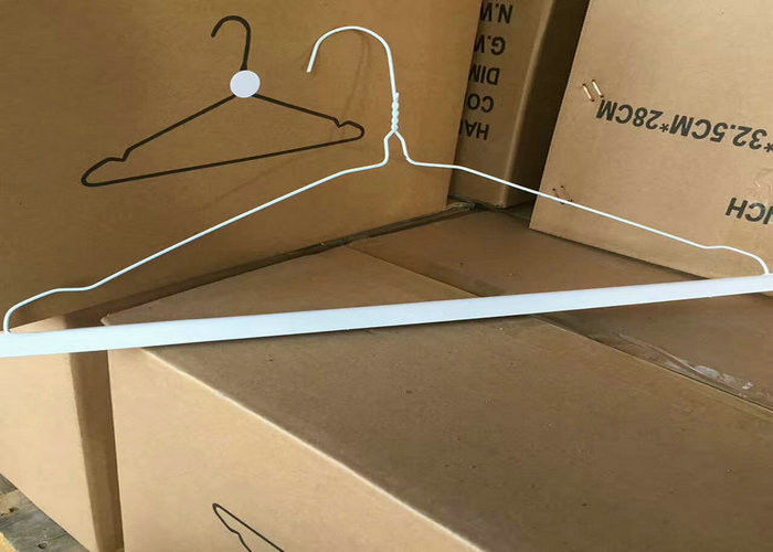16" 2.2mm Metal Wire Hangers For Laundry , Spray Paint Hangers Long Life